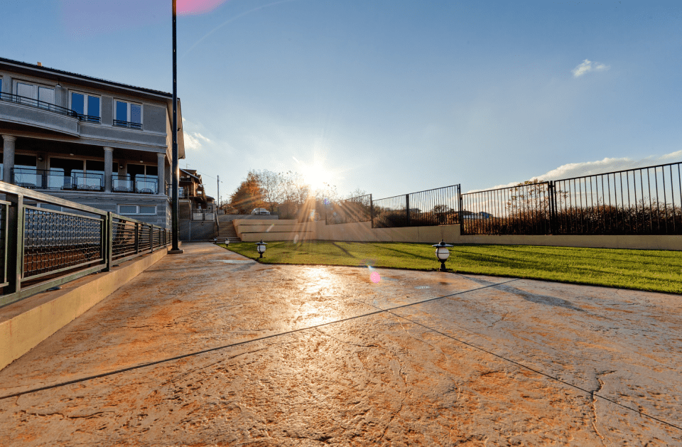 COMMERCIAL CONCRETE